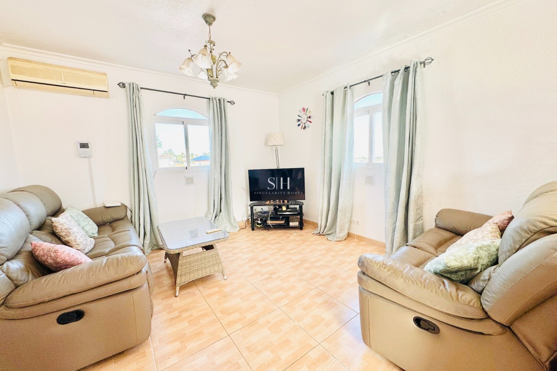 Перепродажа - Villa - San Miguel de Salinas - Blue Lagoon - El Galan