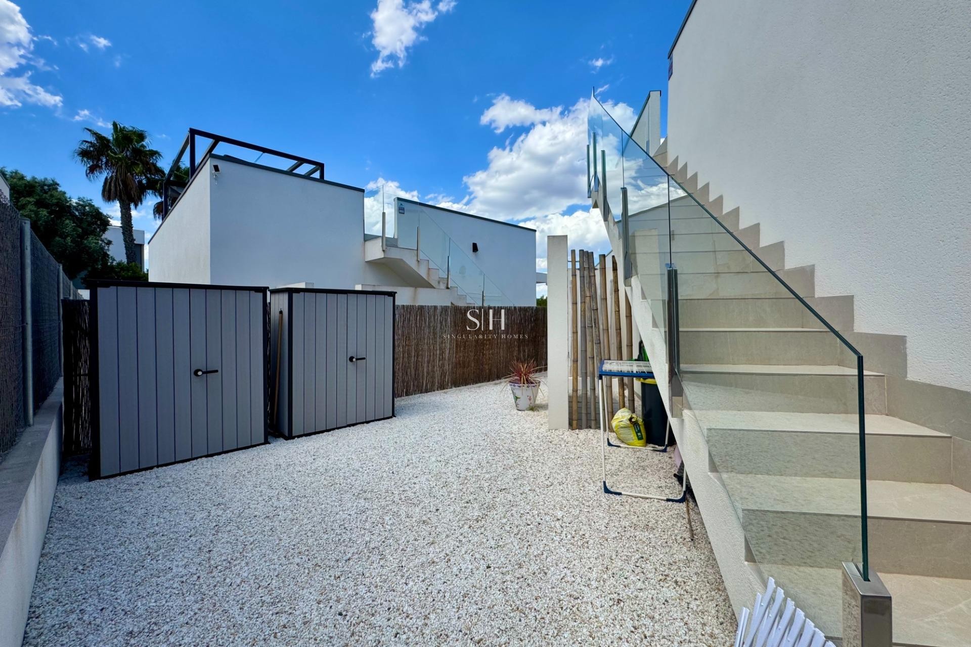 Перепродажа - Villa - San Miguel de Salinas - Blue Lagoon - Galán