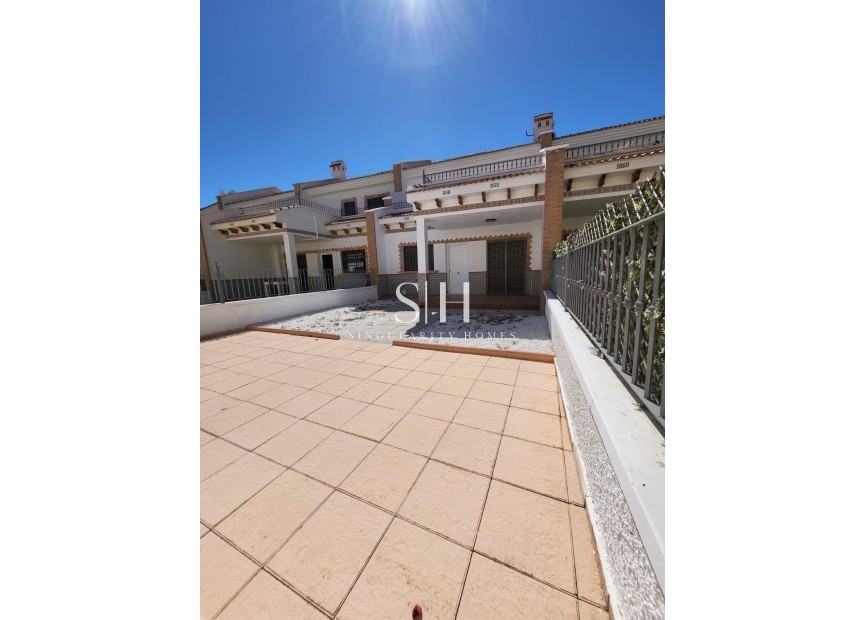 Перепродажа - Villa - San Miguel de Salinas - Cerro del Sol