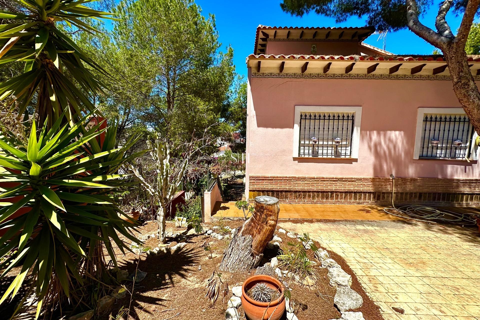 Перепродажа - Villa - San Miguel de Salinas - Ciudad de las comunicaciones