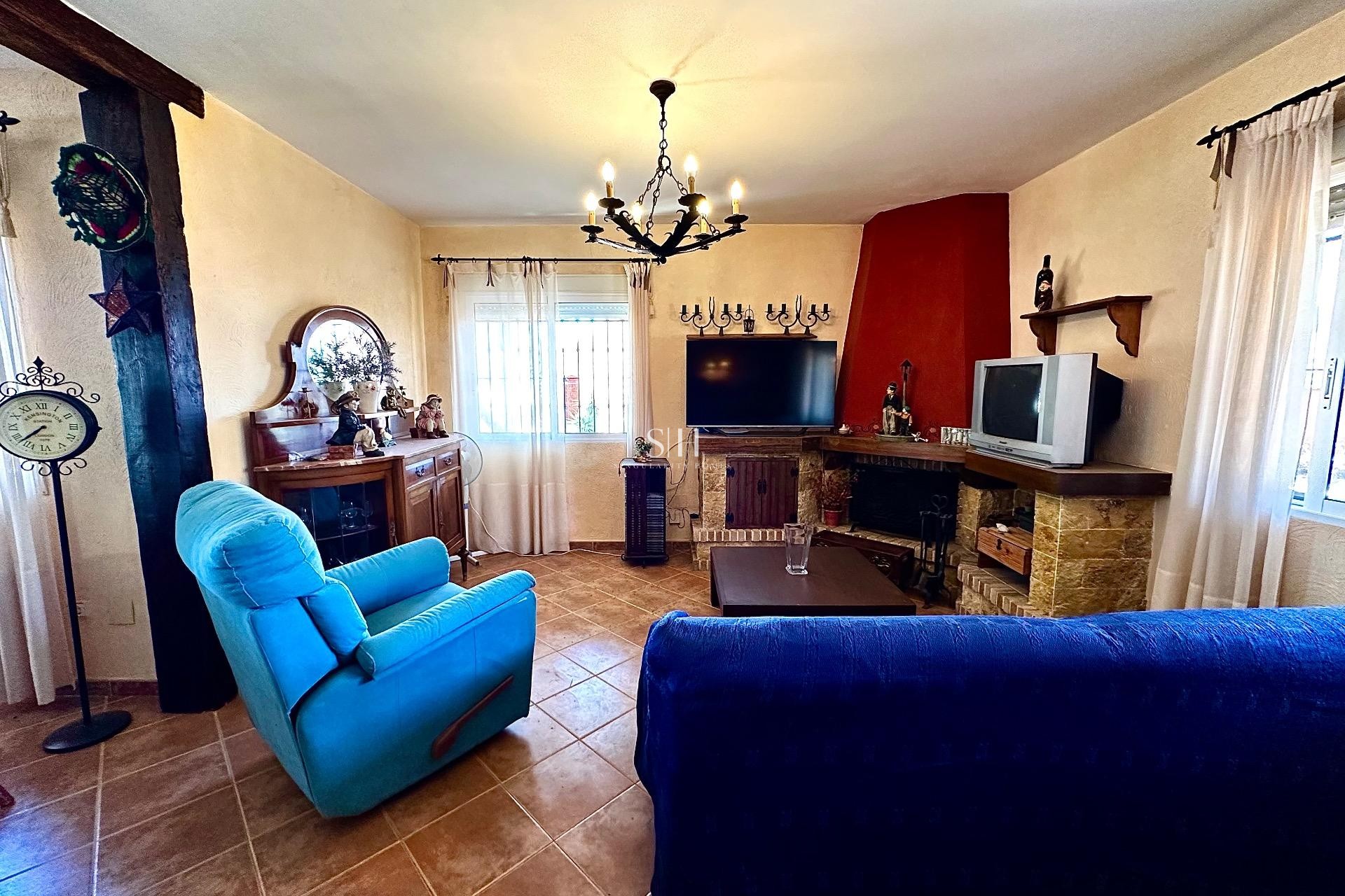 Перепродажа - Villa - San Miguel de Salinas - Ciudad de las comunicaciones