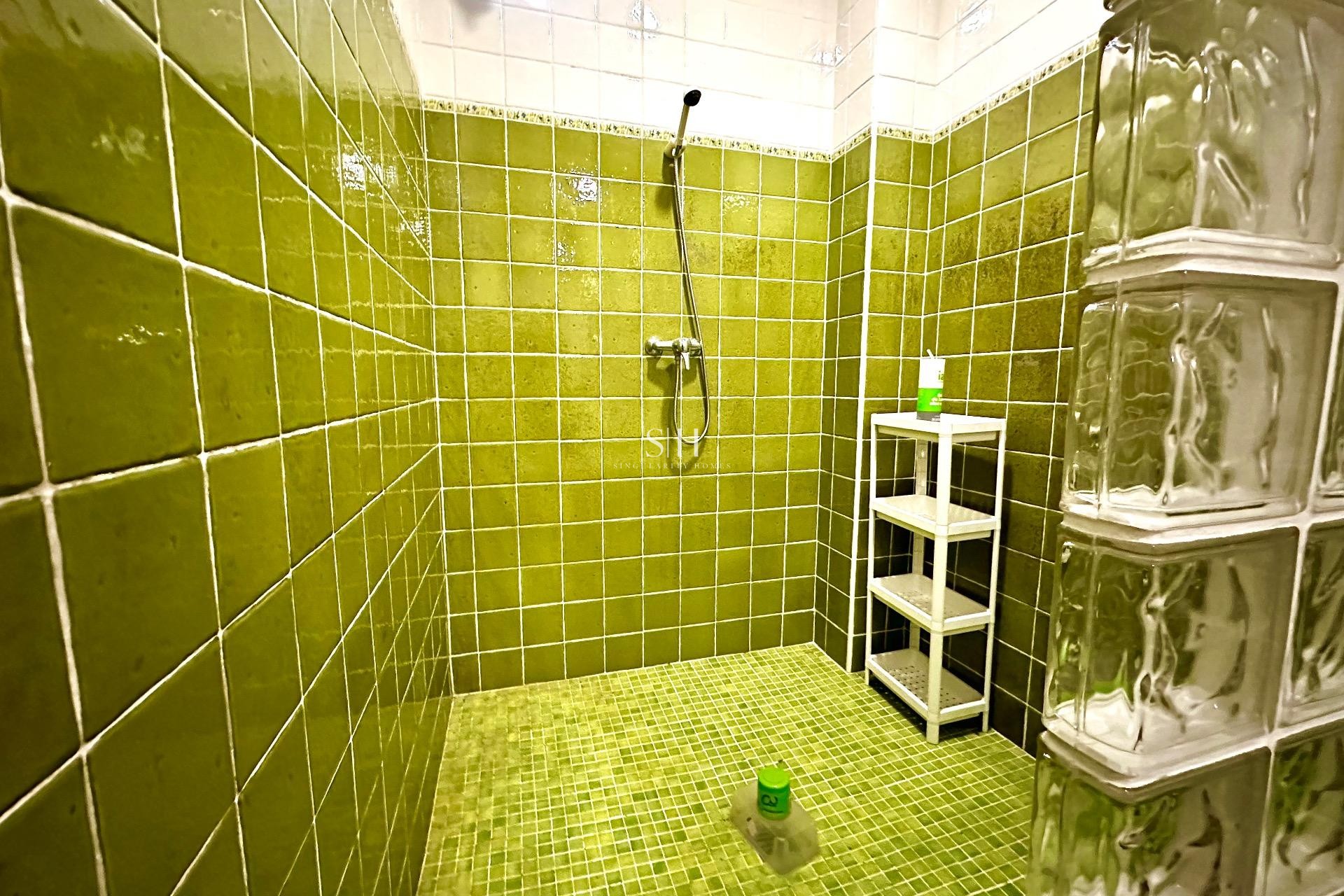 Перепродажа - Villa - San Miguel de Salinas - Ciudad de las comunicaciones