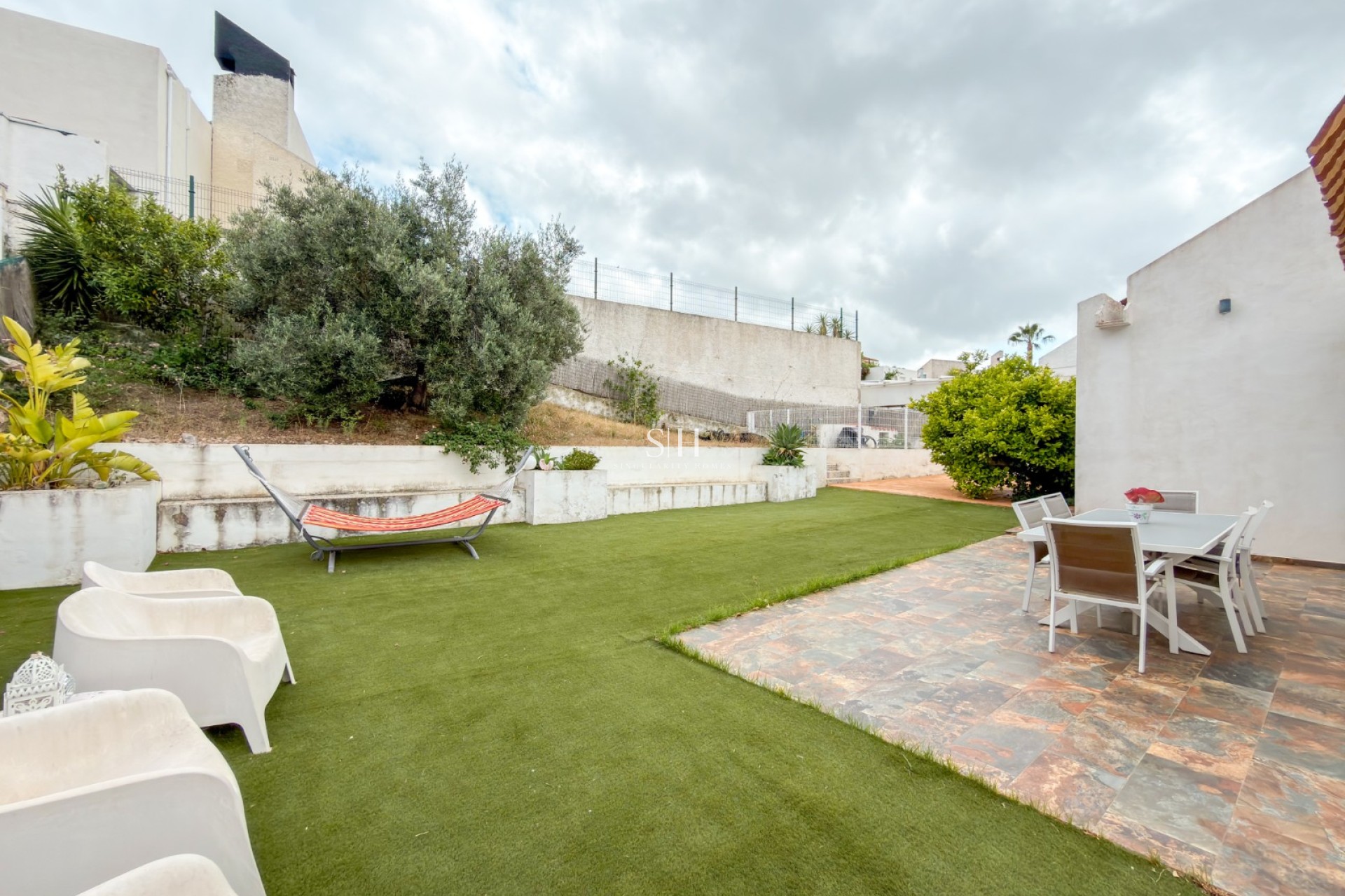 Перепродажа - Villa - San Miguel de Salinas - Ciudad de las comunicaciones