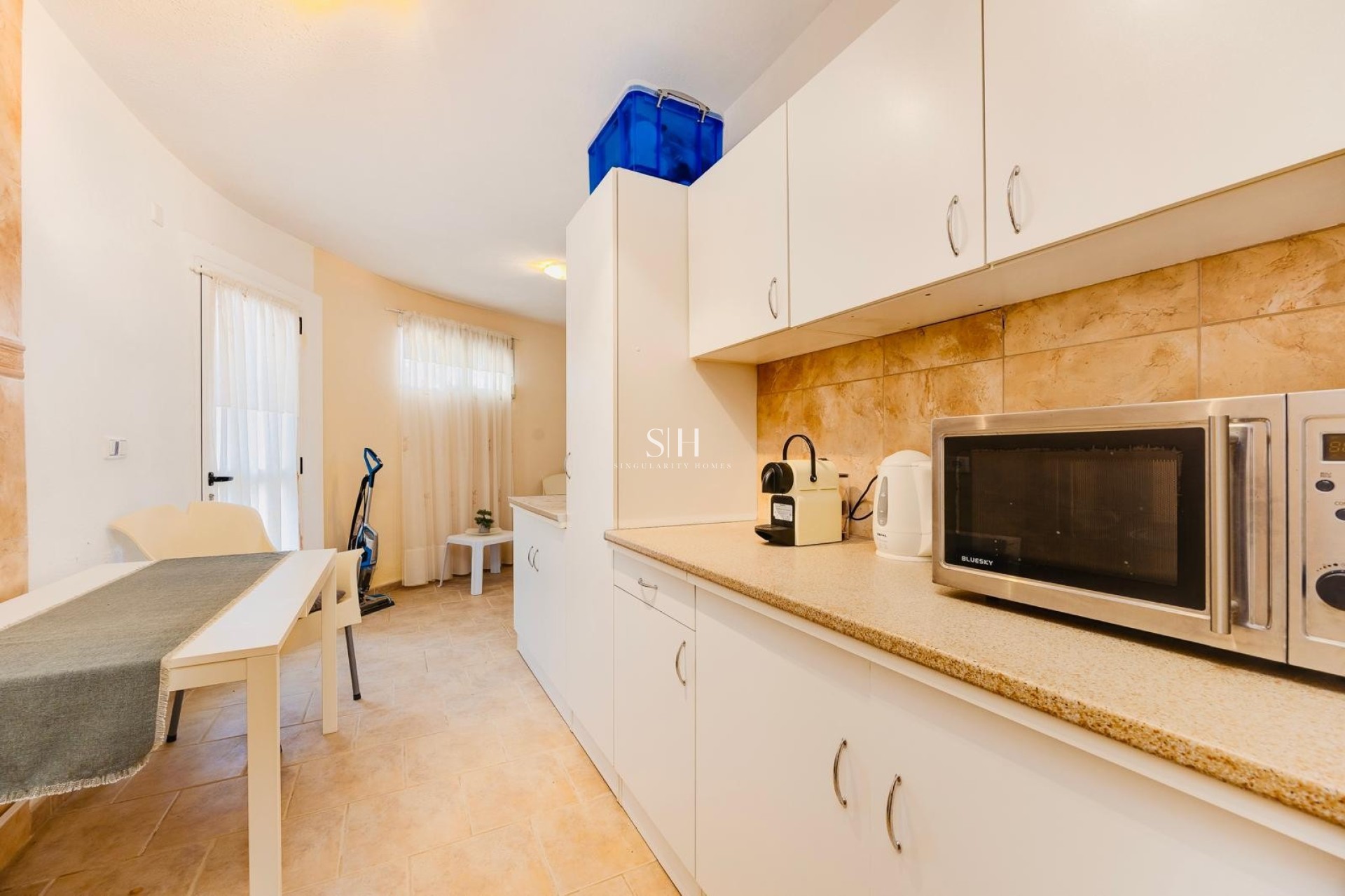 Перепродажа - Villa - San Miguel de Salinas - Ciudad de las comunicaciones
