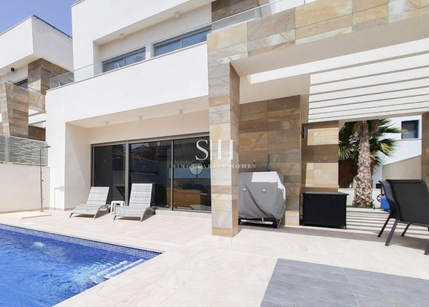 Перепродажа - Villa - San Miguel de Salinas - El galán