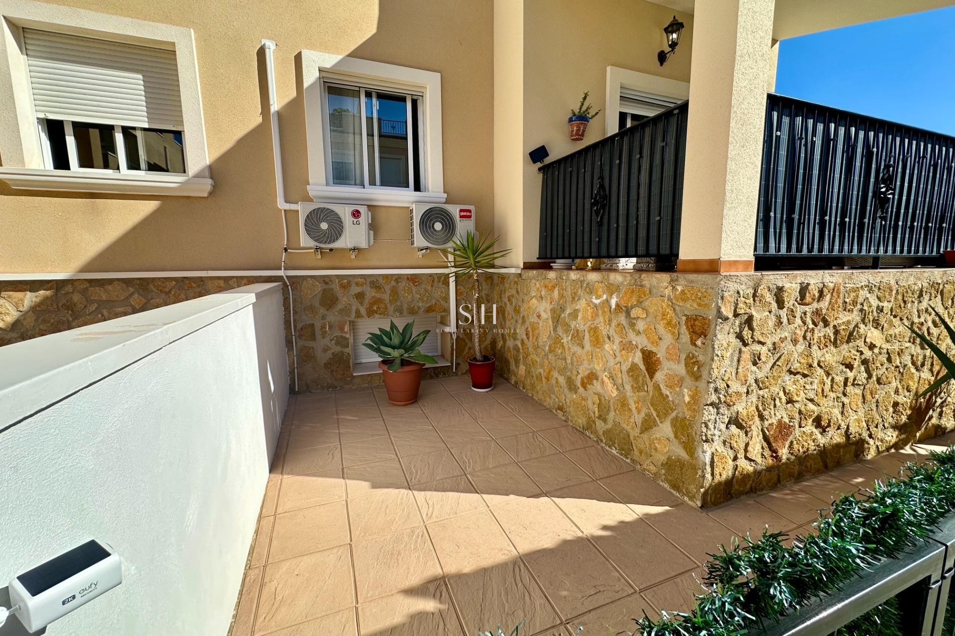 Перепродажа - Villa - San Miguel de Salinas - Residencial Los Flamencos