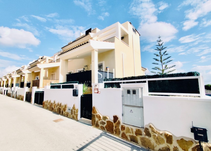 Перепродажа - Villa - San Miguel de Salinas - Urbanizaciones