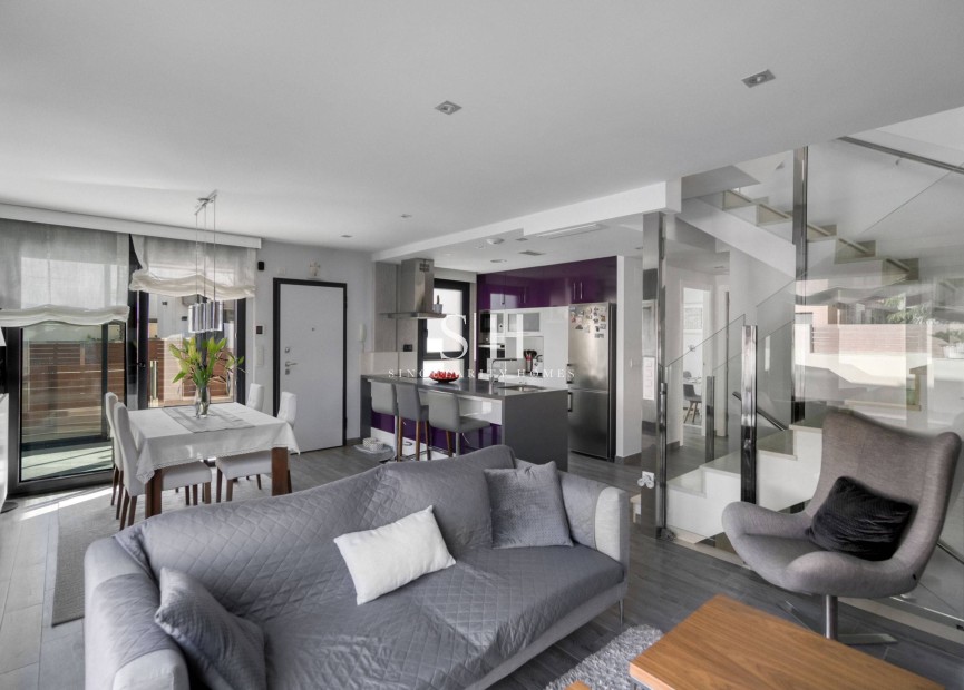 Перепродажа - Villa - Torrevieja - Aguas Nuevas 2