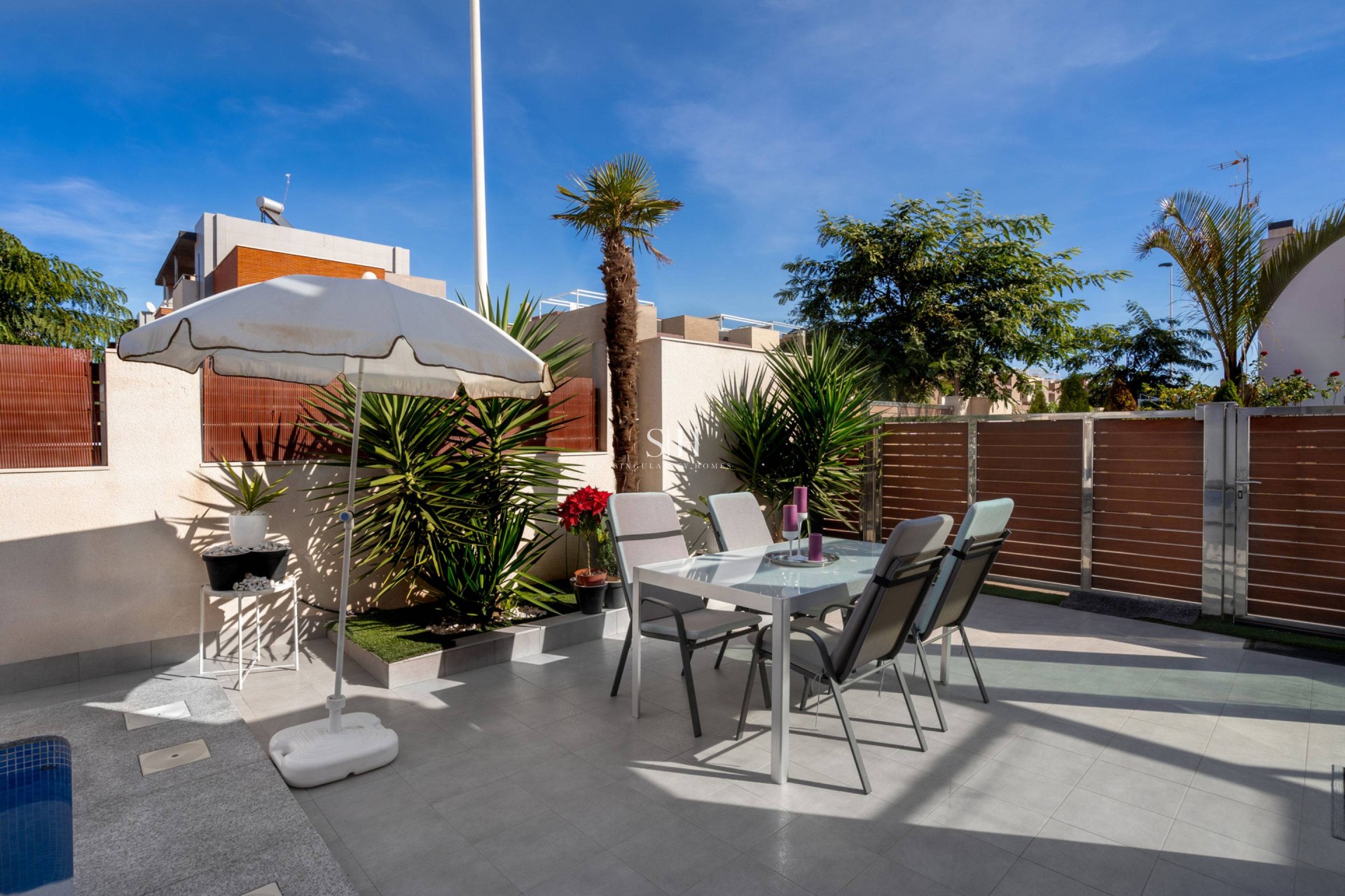 Перепродажа - Villa - Torrevieja - Aguas Nuevas 2