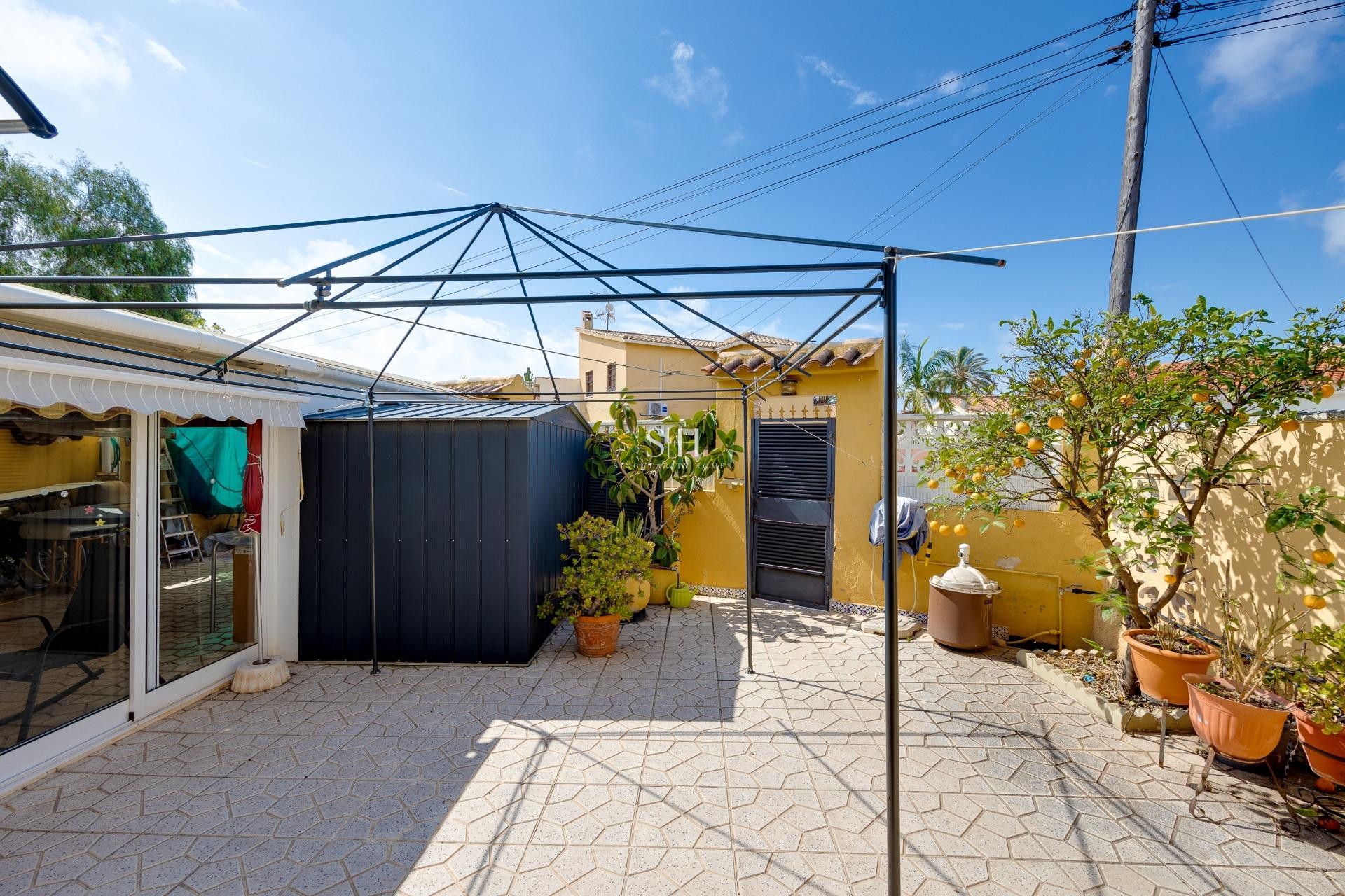 Перепродажа - Villa - Torrevieja - aguas nuevas