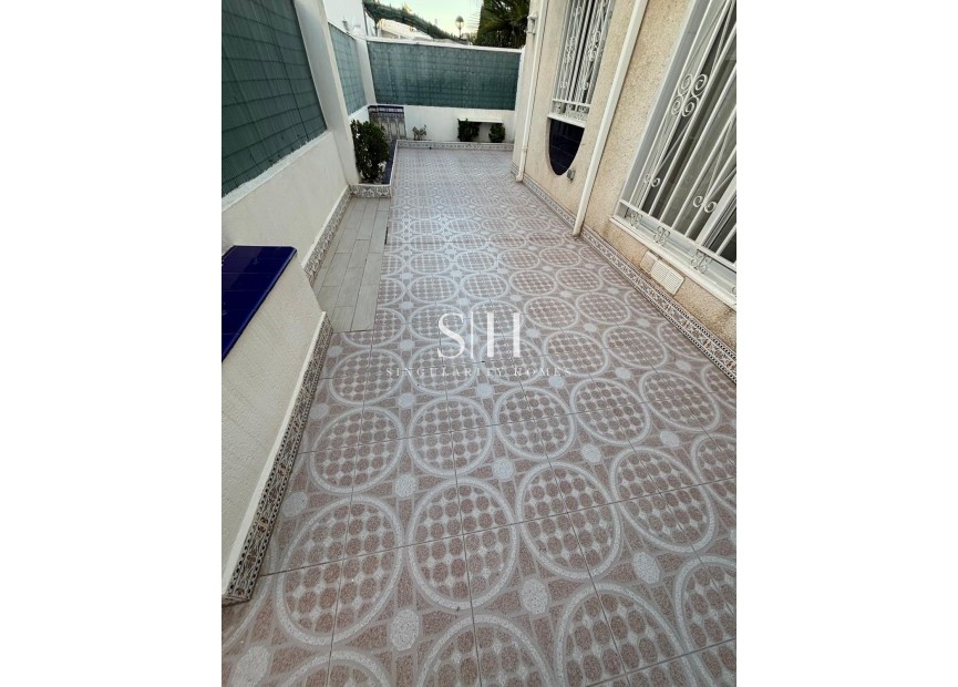 Перепродажа - Villa - Torrevieja - Carrefour