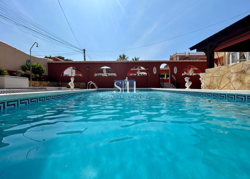 Перепродажа - Villa - Torrevieja - Inland