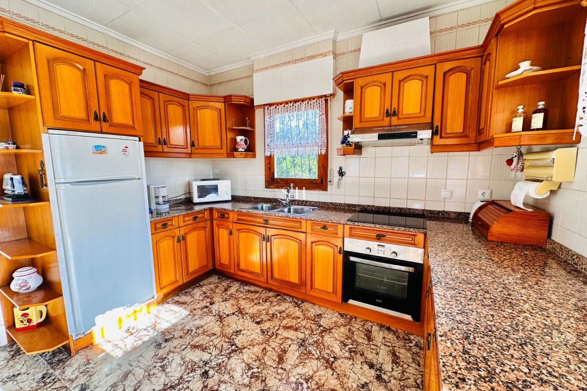 Перепродажа - Villa - Torrevieja - La Siesta - El Salado -  Torreta