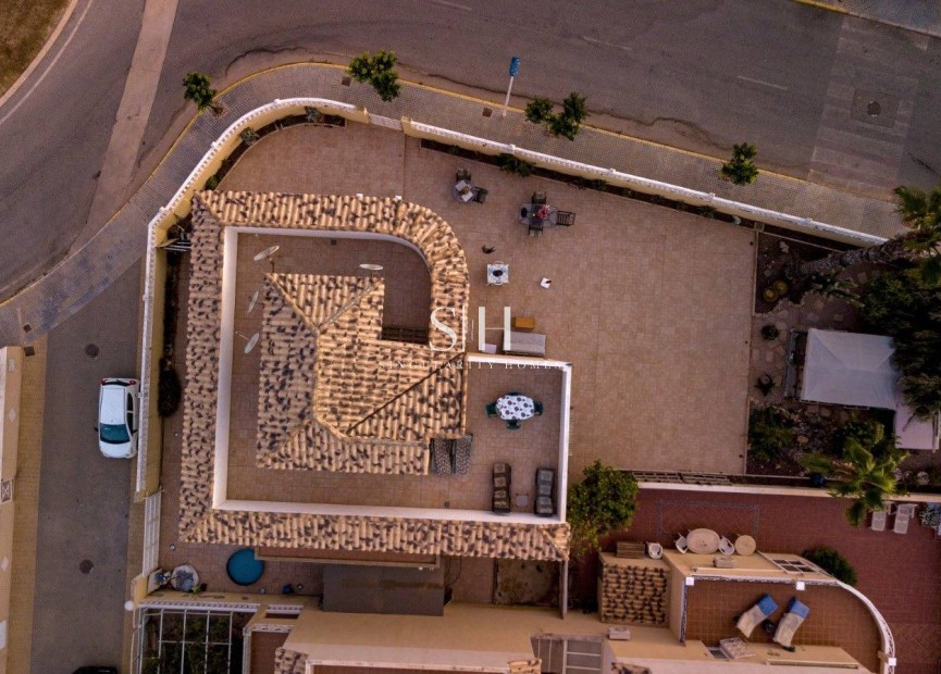 Перепродажа - Villa - Torrevieja - La Siesta - El Salado - Torreta