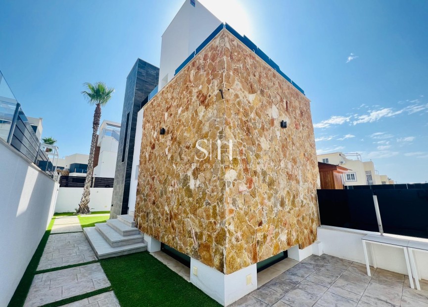 Перепродажа - Villa - Torrevieja - Las calas