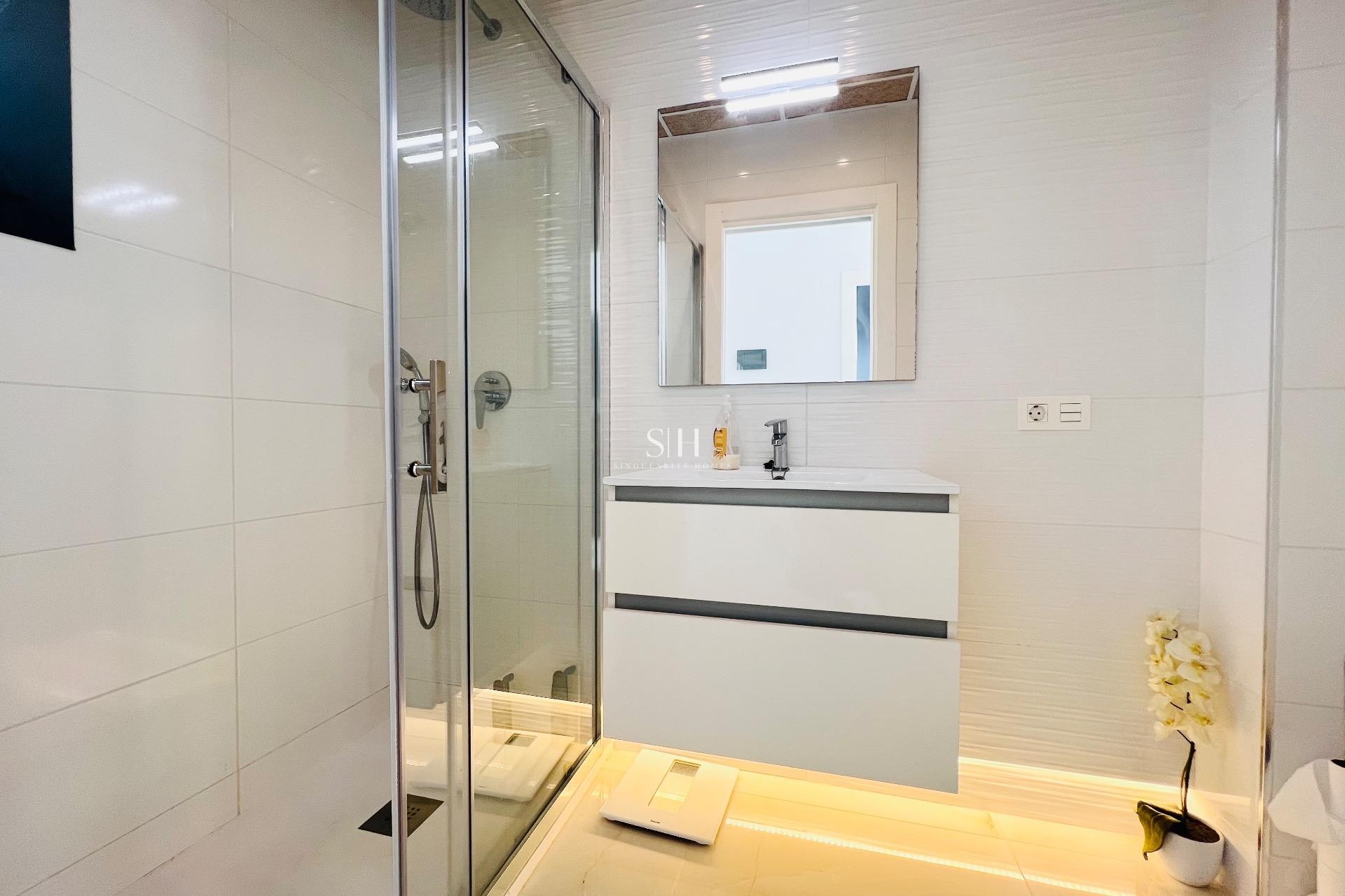 Перепродажа - Villa - Torrevieja - Las calas