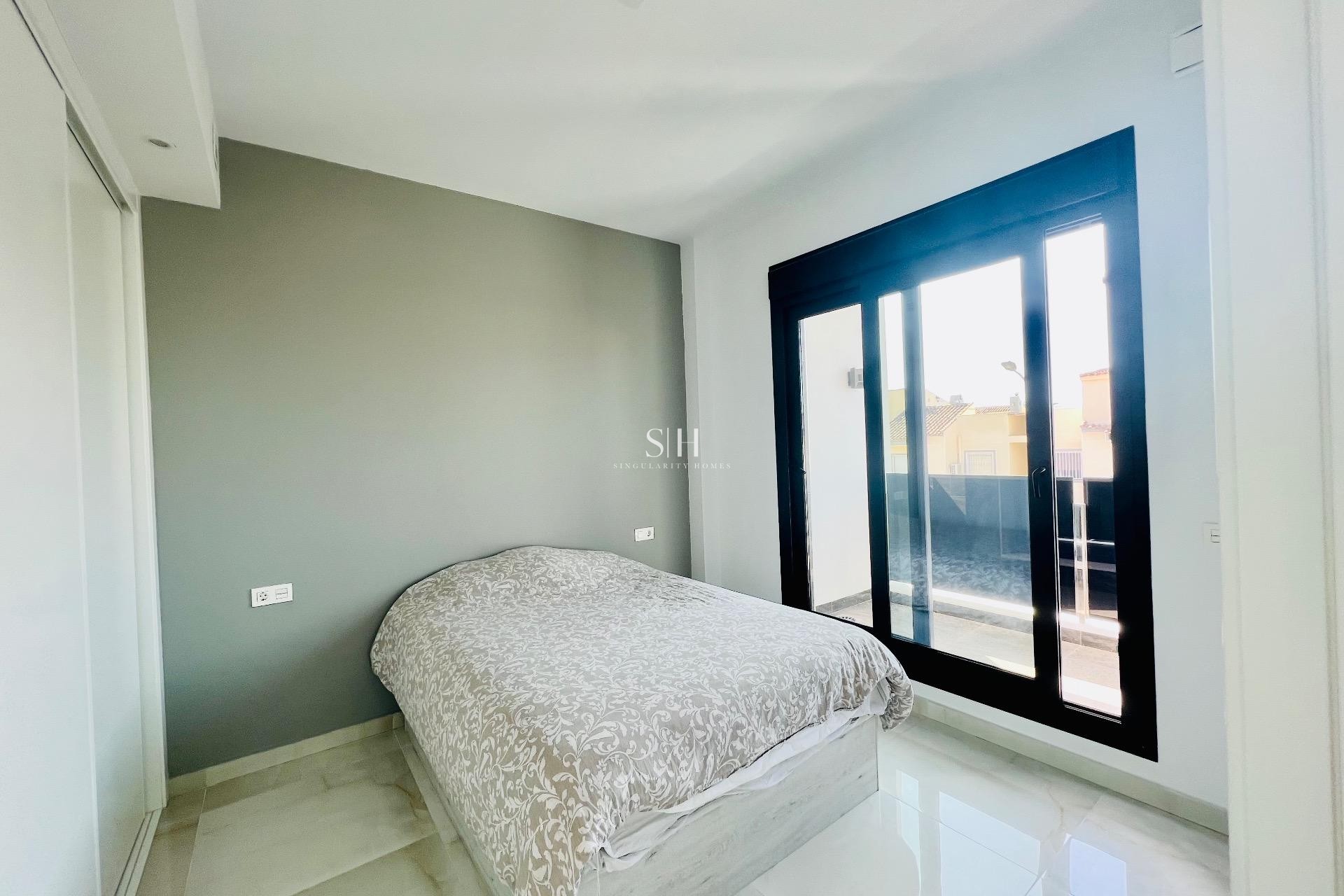 Перепродажа - Villa - Torrevieja - Las calas