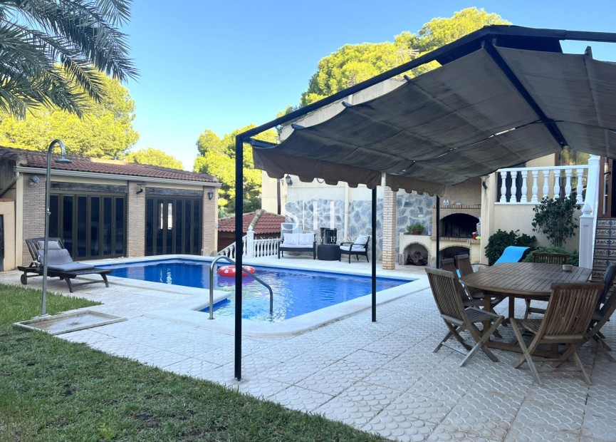 Перепродажа - Villa - Torrevieja - Los balcones