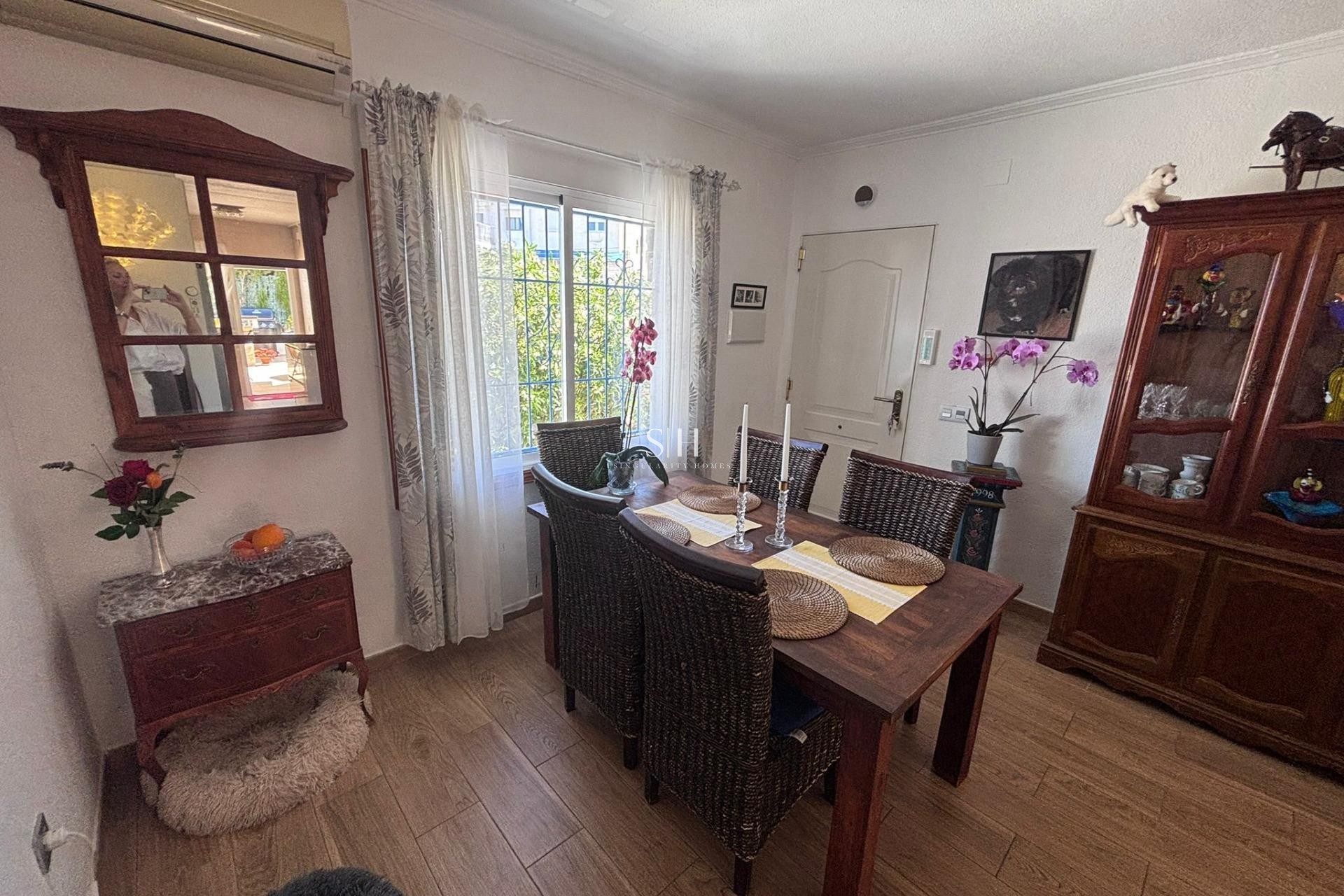 Перепродажа - Villa - Torrevieja - Los balcones