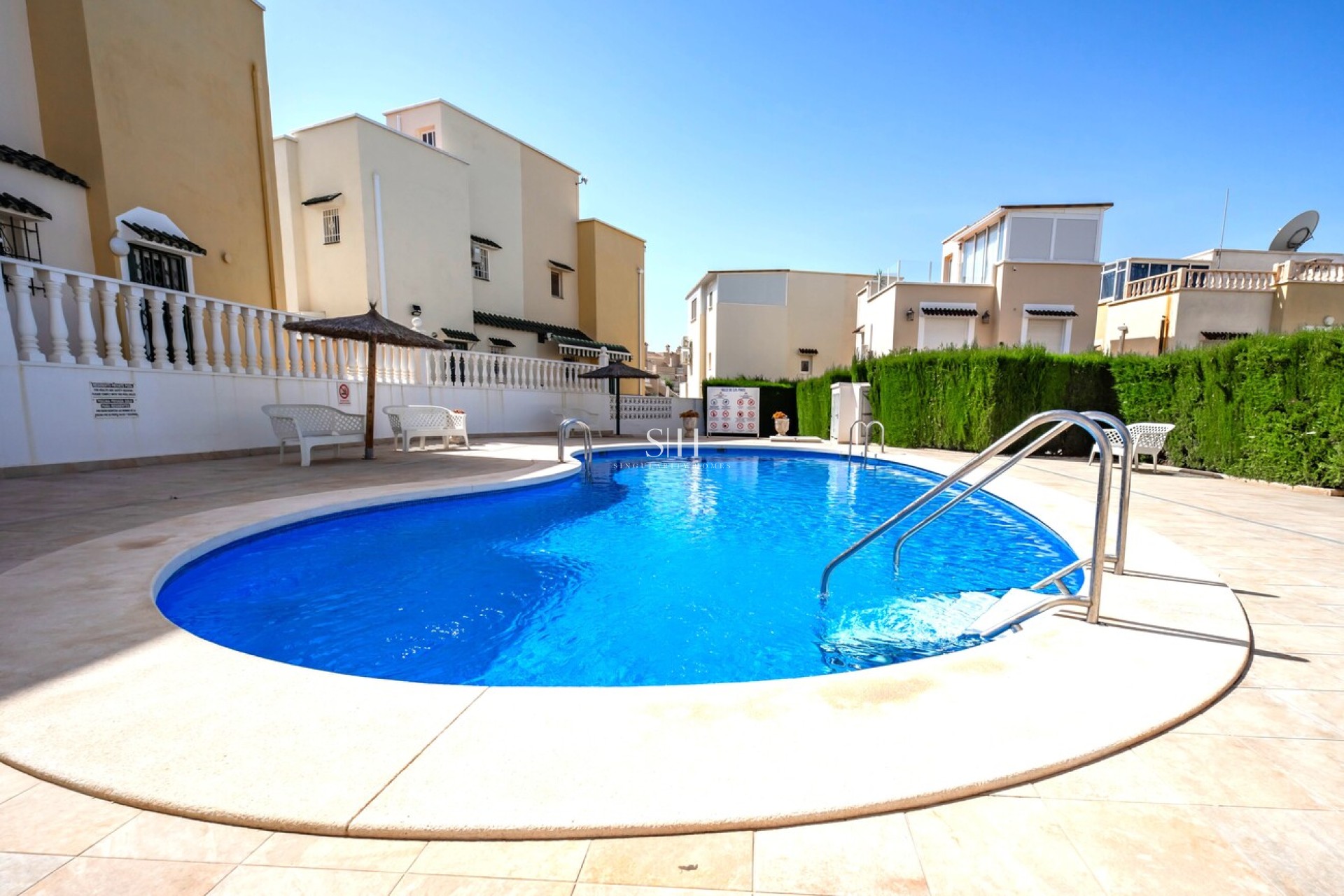 Перепродажа - Villa - Torrevieja - Res Valle de los pinos