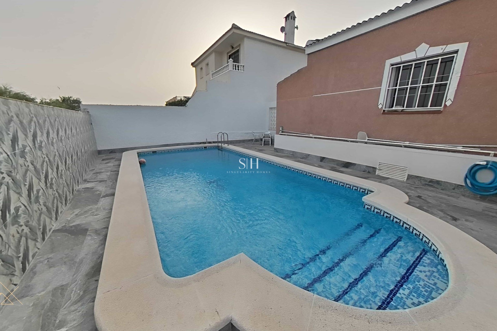 Перепродажа - Villa - Torrevieja - San Luis
