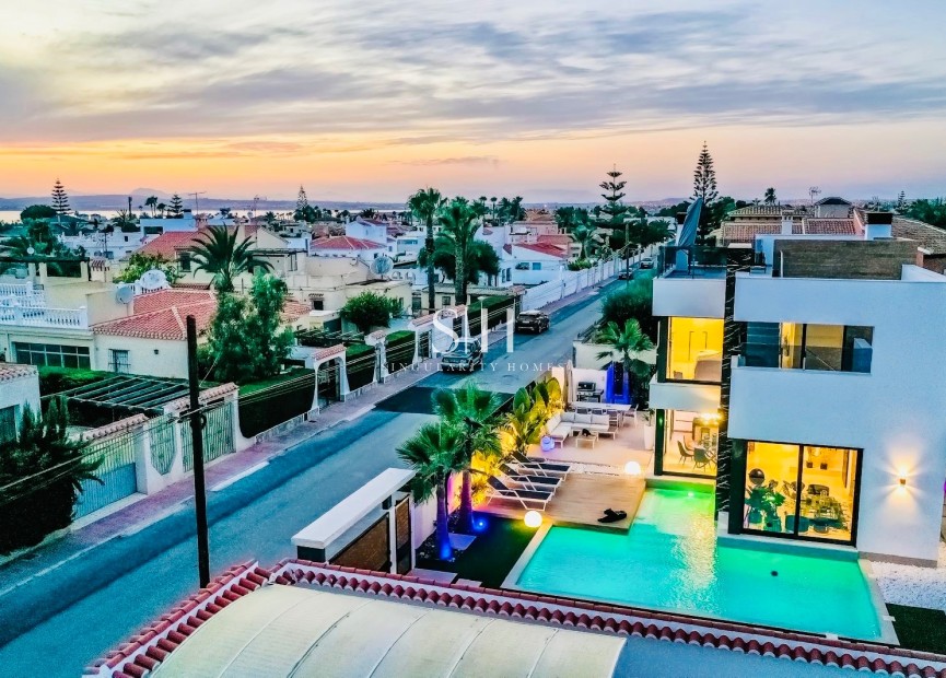 Перепродажа - Villa - Torrevieja - Torretas