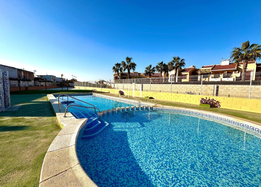 Перепродажа - Villa - Torrevieja - Torretas