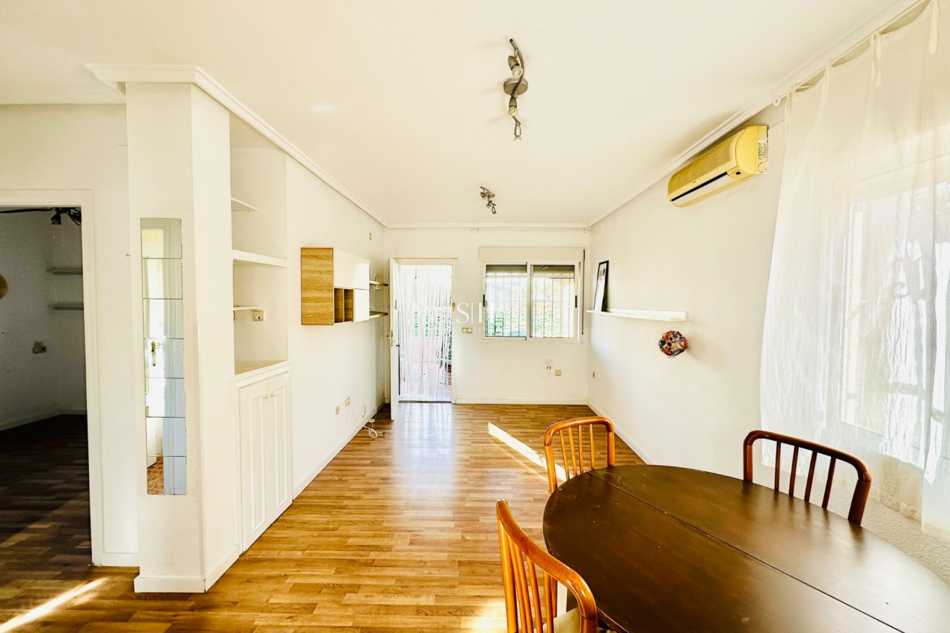 Перепродажа - Villa - Torrevieja - Torretas