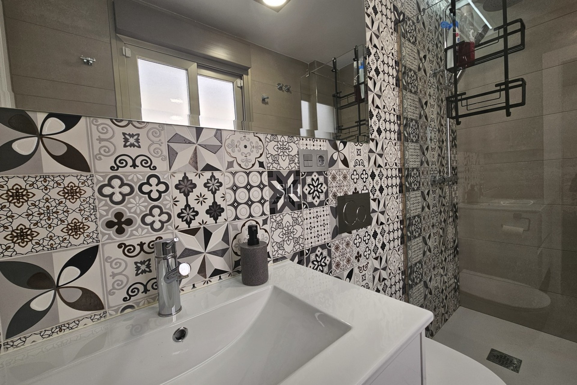 Перепродажа - Villa - Villamartin - Costa Blanca