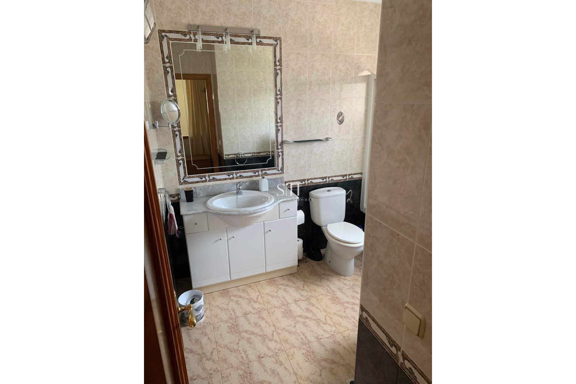 Перепродажа - Villa - Villamartin - Costa Blanca