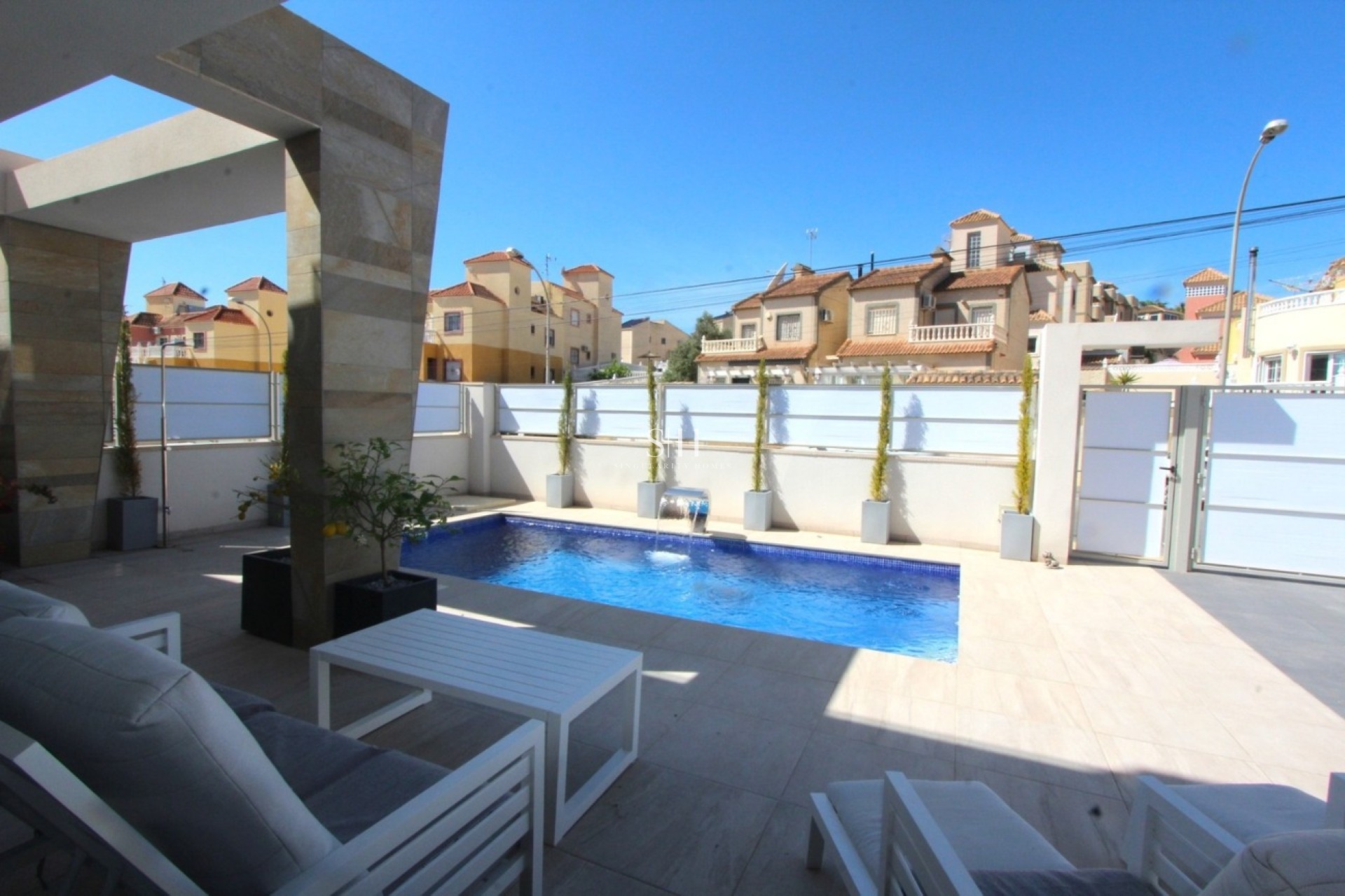 Перепродажа - Villa - Villamartin - El Galan