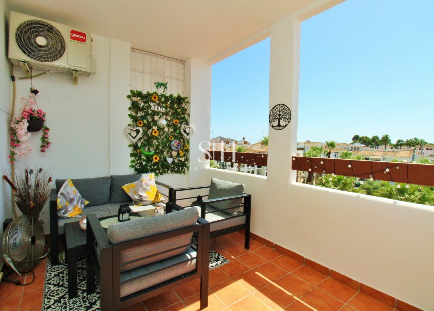 Resale - Apartament - Orihuela Costa - Villamartin