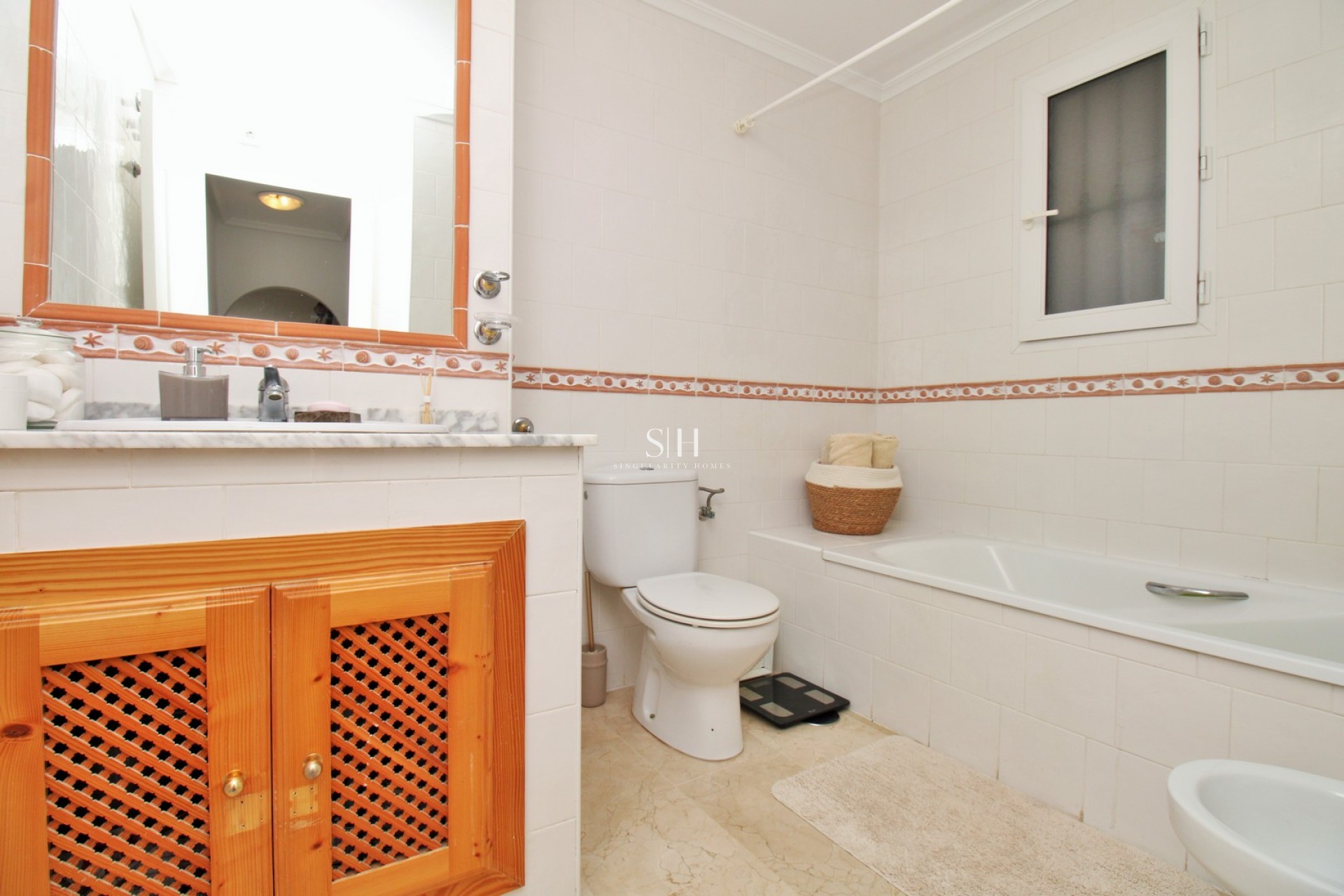 Resale - Apartament - Orihuela Costa - Villamartin