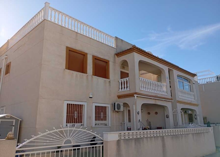 Resale - Apartment / flat - Daya Vieja - Costa Blanca