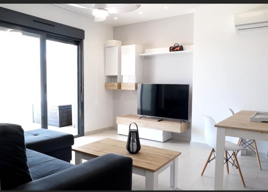 Resale - Apartment / flat - El Raso - Costa Blanca