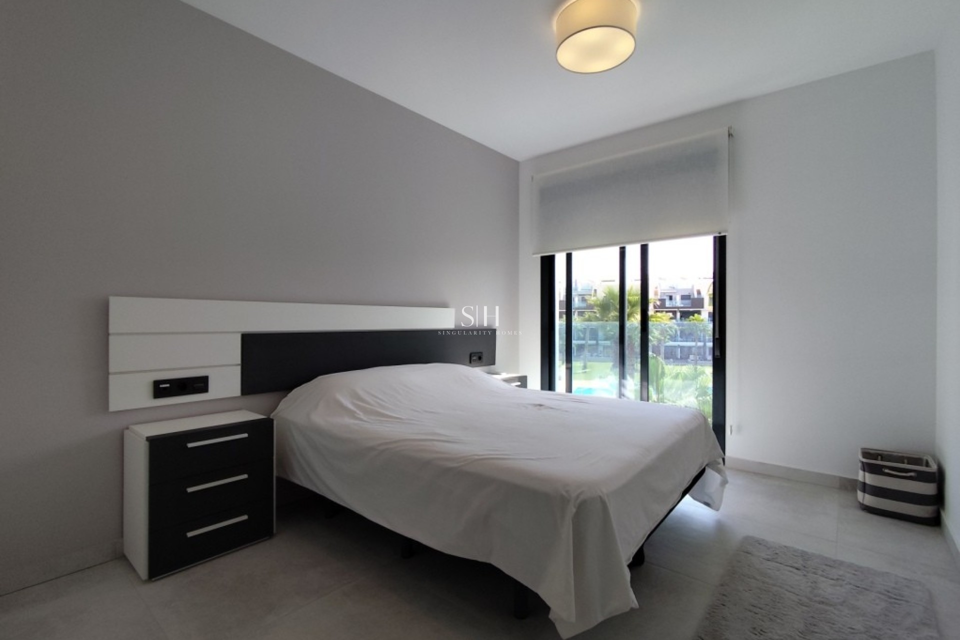 Resale - Apartment / flat - El Raso