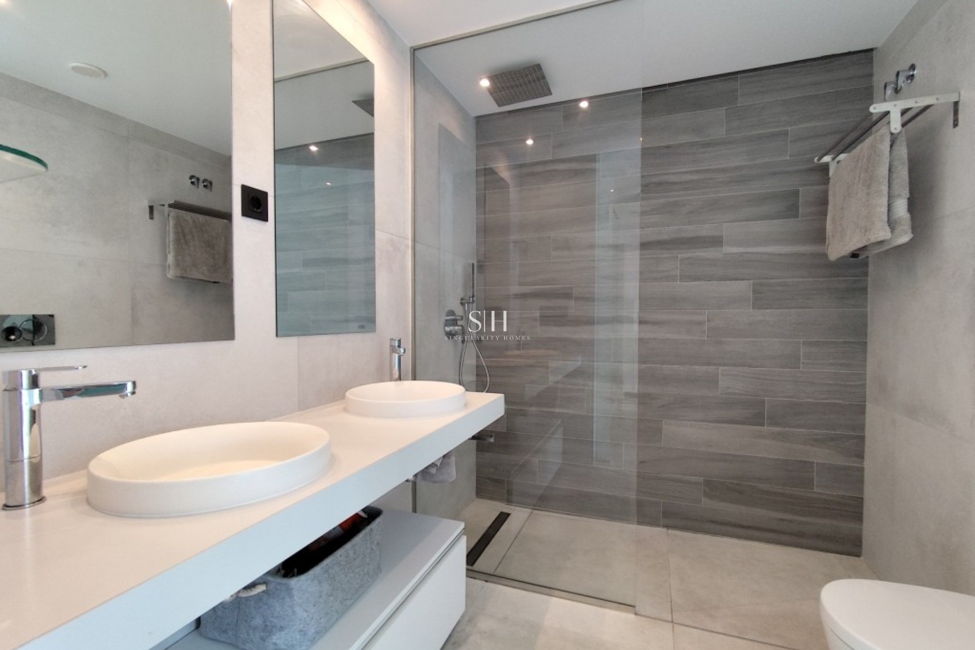 Resale - Apartment / flat - El Raso