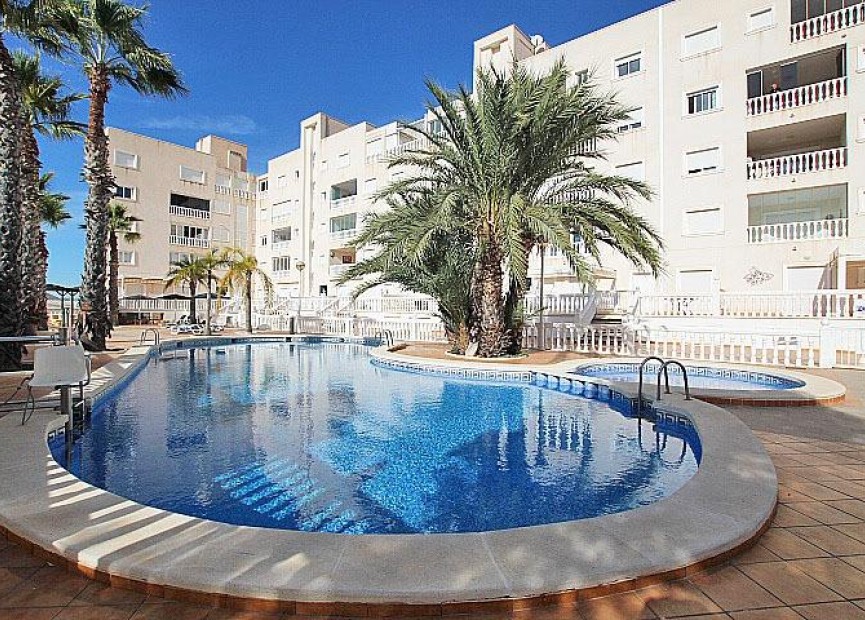 Resale - Apartment / flat - Guardamar del Segura - El Edén - Los Estaños