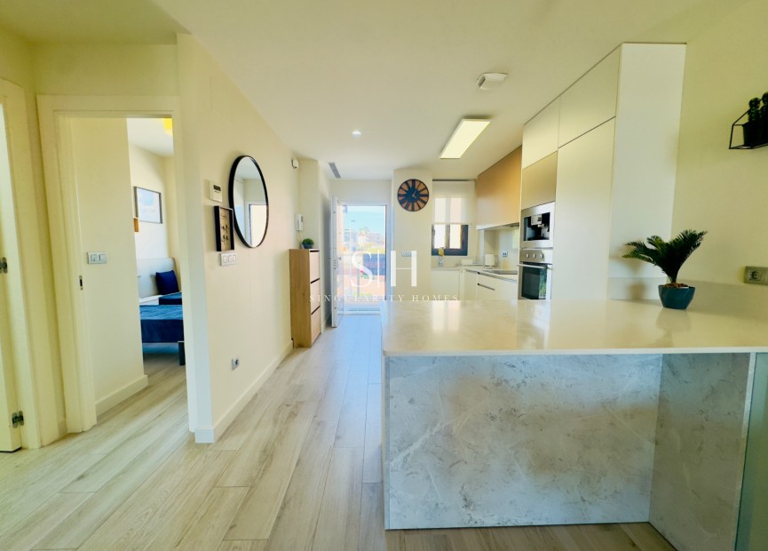 Resale - Apartment / flat - Guardamar del Segura - Puerto Deportivo