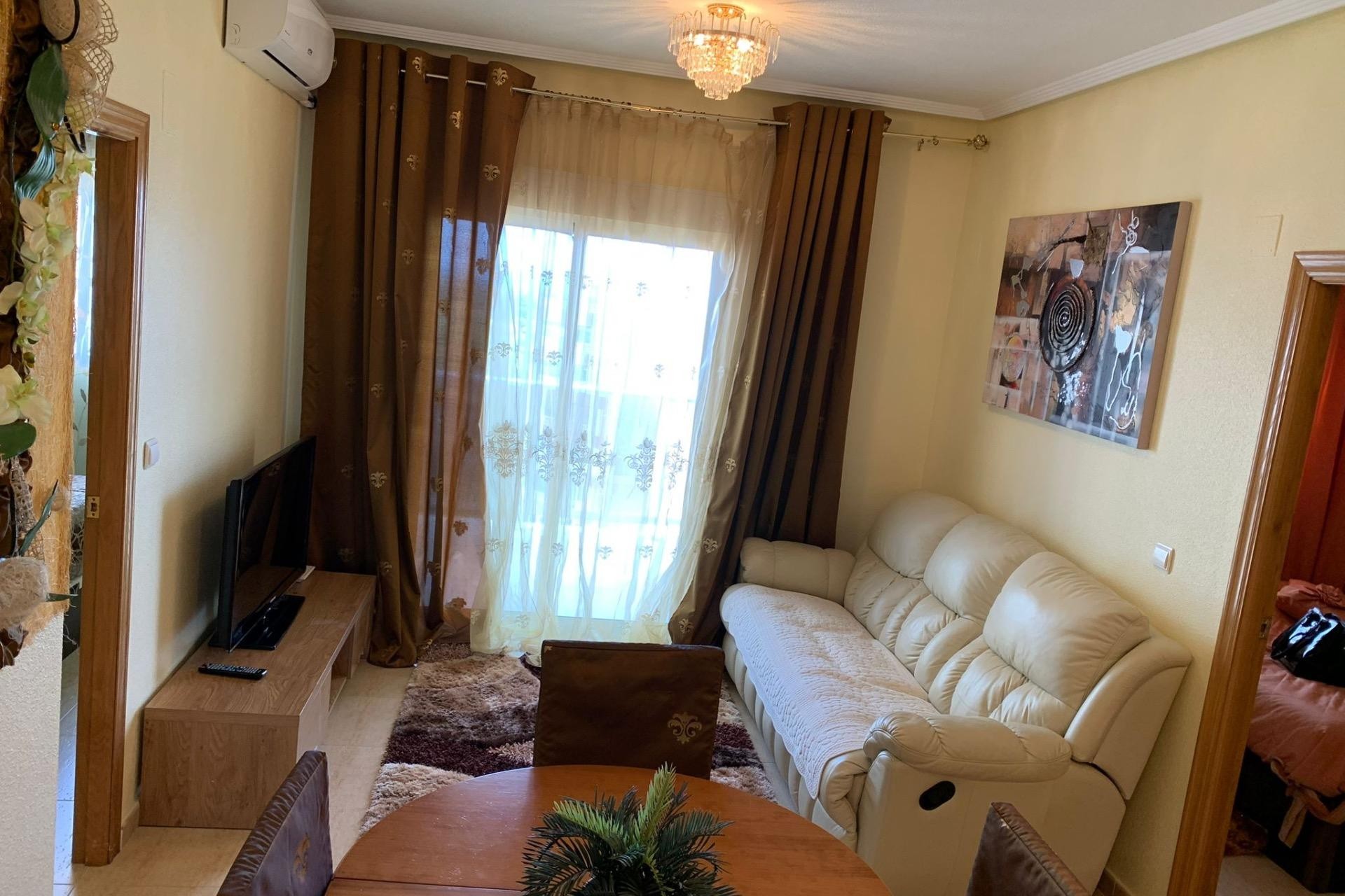 Resale - Apartment / flat - Guardamar del Segura - Puerto