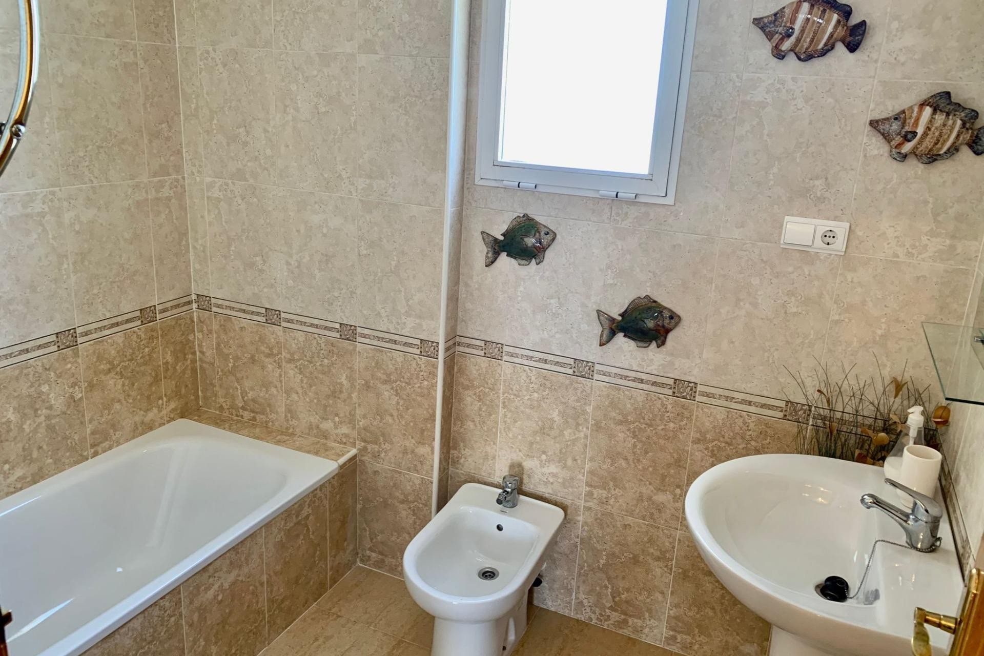 Resale - Apartment / flat - Guardamar del Segura - Puerto