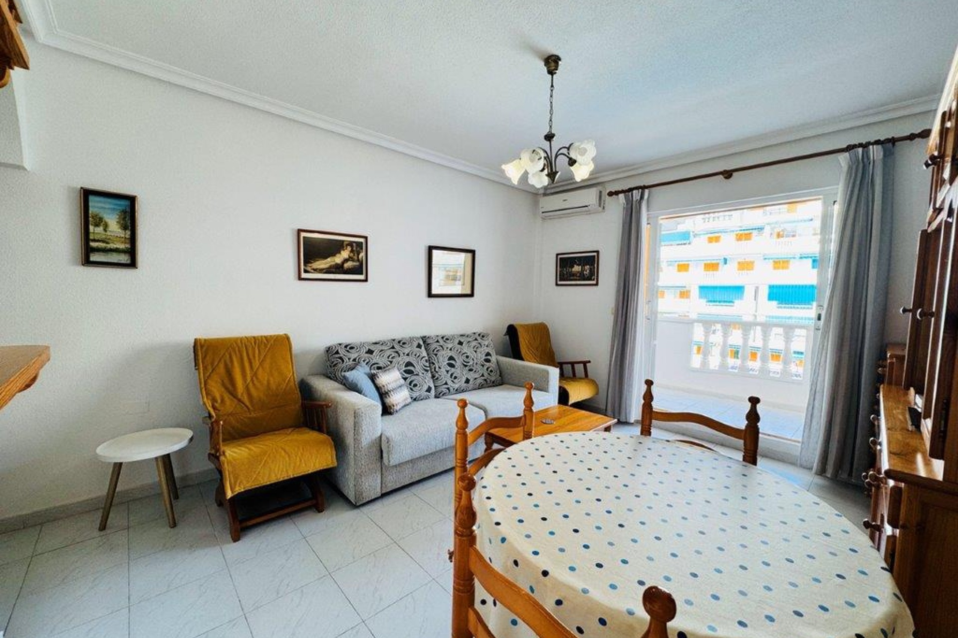 Resale - Apartment / flat - La Mata - Costa Blanca