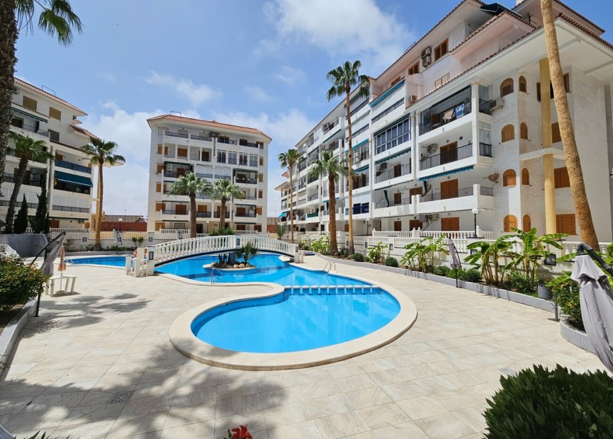 Resale - Apartment / flat - La Mata - Costa Blanca