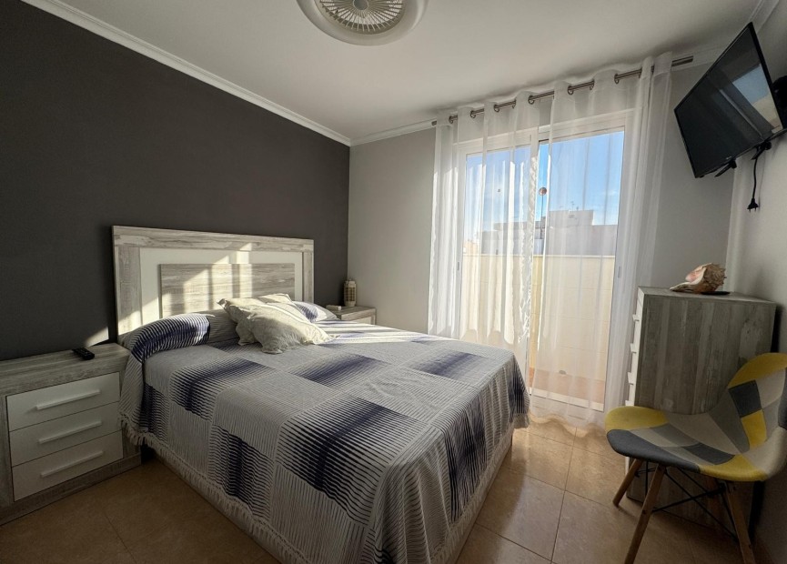 Resale - Apartment / flat - La Mata - Costa Blanca