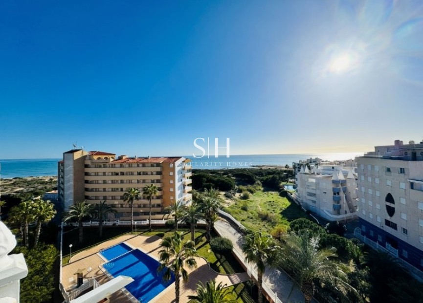 Resale - Apartment / flat - La Mata - Costa Blanca