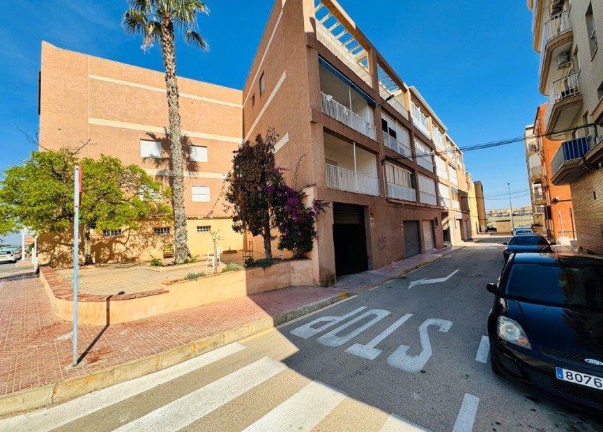 Resale - Apartment / flat - La Mata - Costa Blanca