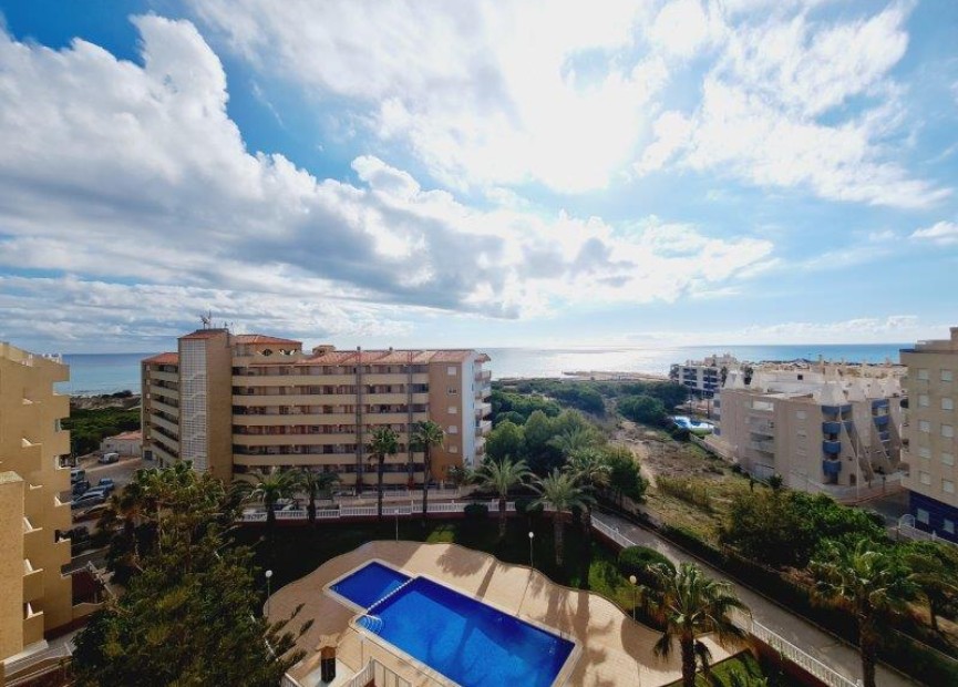 Resale - Apartment / flat - La Mata - Costa Blanca