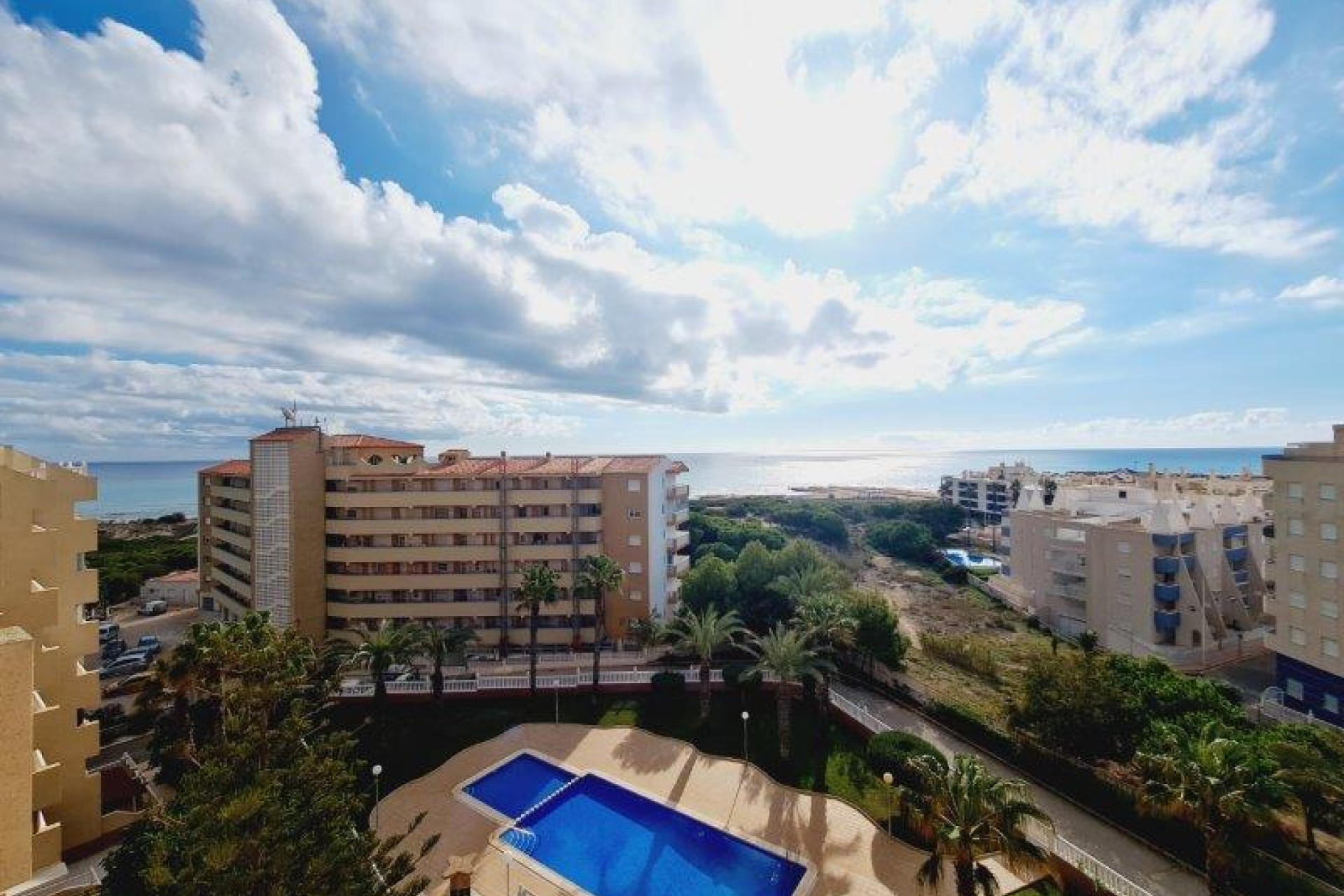 Resale - Apartment / flat - La Mata - Costa Blanca