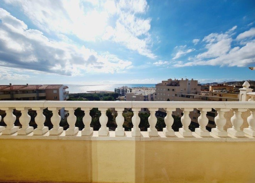 Resale - Apartment / flat - La Mata - Costa Blanca