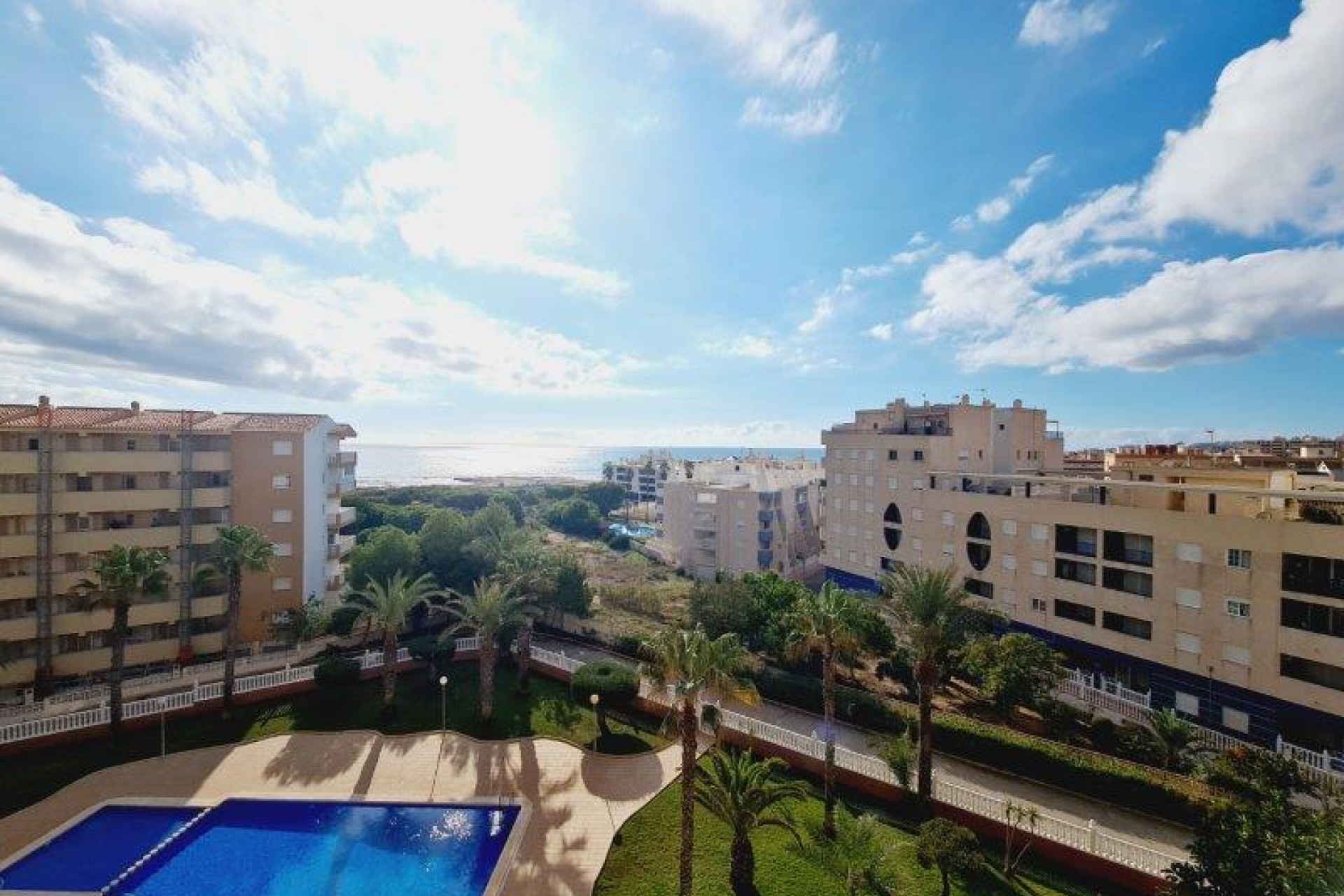 Resale - Apartment / flat - La Mata - Costa Blanca